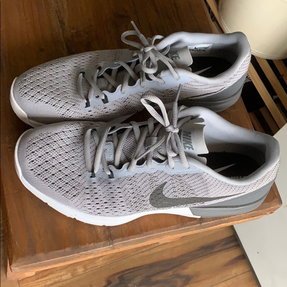 Nike Men's Air Max Typha Training Shoes